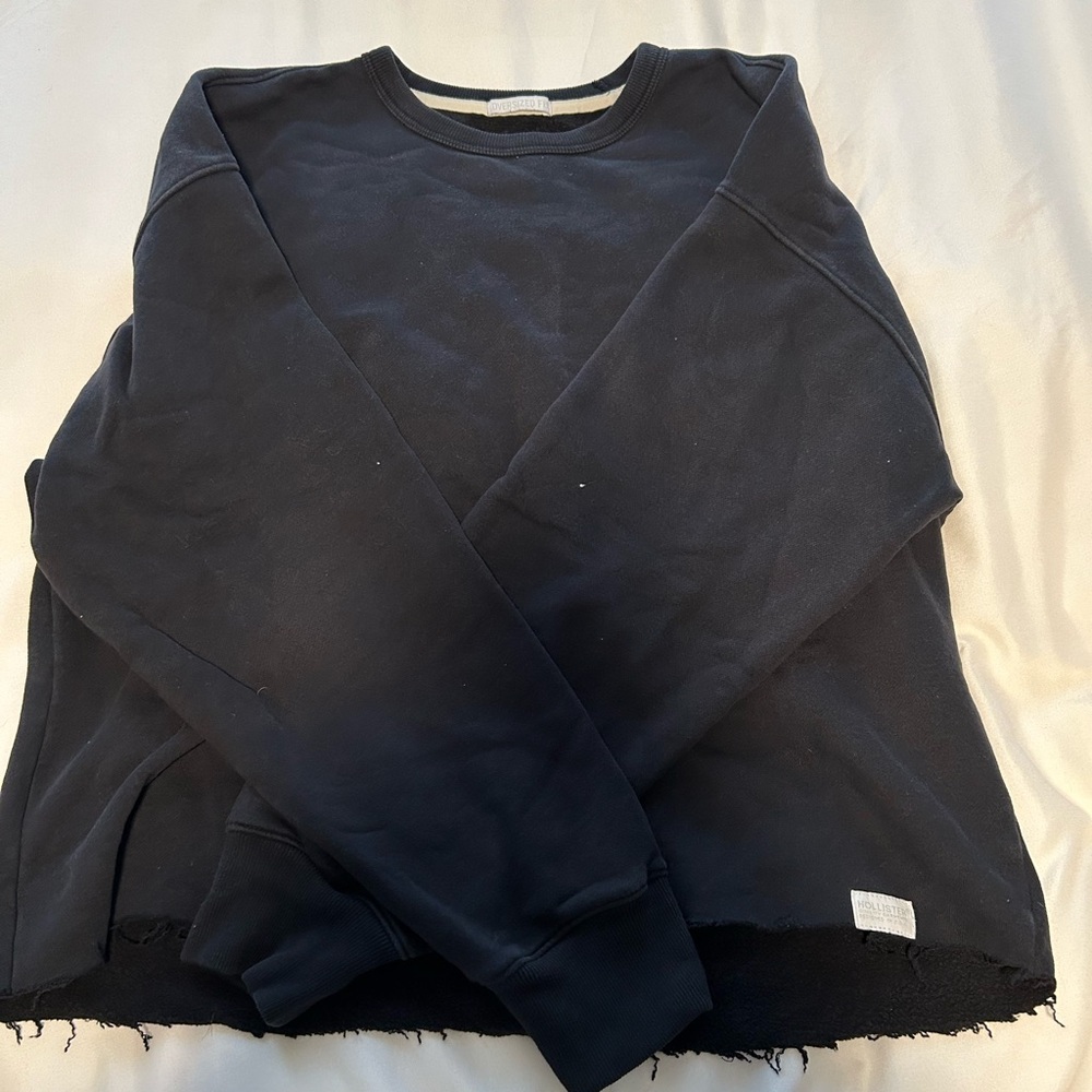 Cropped male sweatshirt